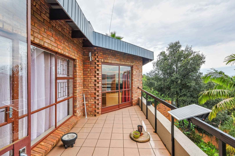 4 Bedroom Property for Sale in Hartbeespoort North West